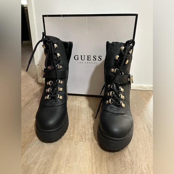 Meet your Posher, Arielle - Picture 6 of 8